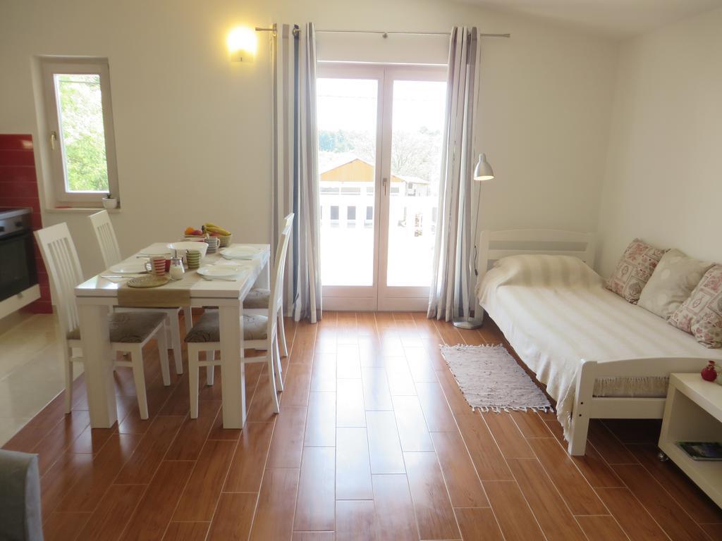 Filipovic Apartments With Pool Biograd na Moru Kültér fotó