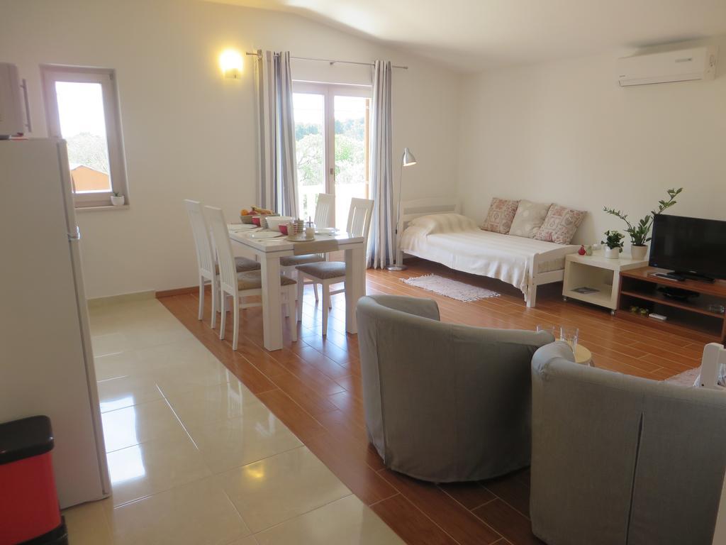 Filipovic Apartments With Pool Biograd na Moru Kültér fotó