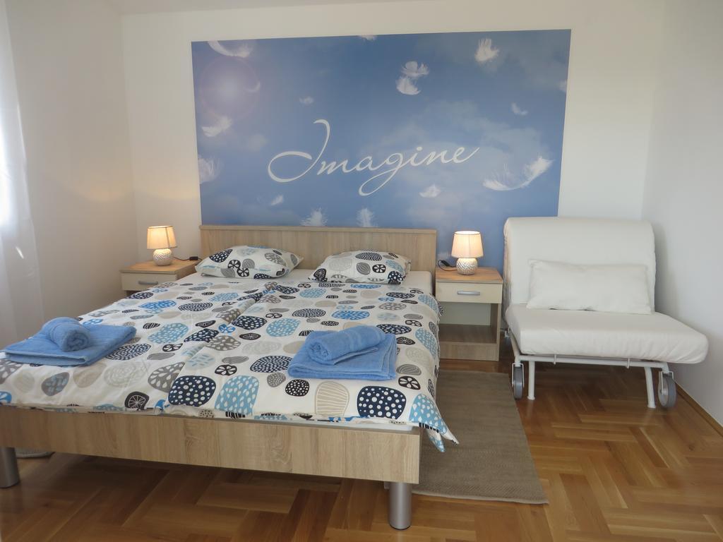 Filipovic Apartments With Pool Biograd na Moru Kültér fotó