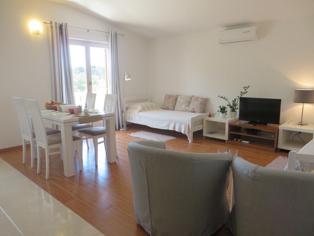 Filipovic Apartments With Pool Biograd na Moru Kültér fotó