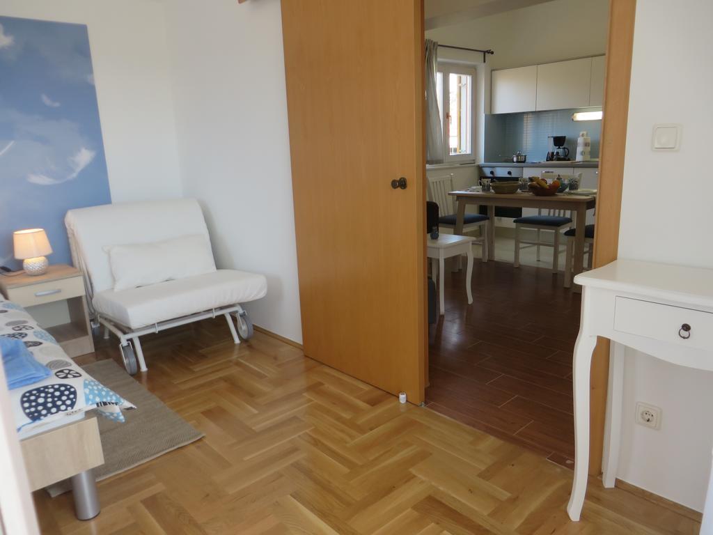 Filipovic Apartments With Pool Biograd na Moru Kültér fotó