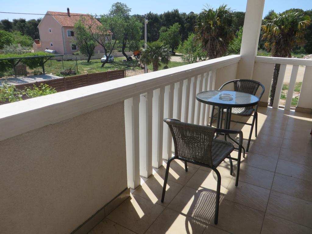 Filipovic Apartments With Pool Biograd na Moru Kültér fotó
