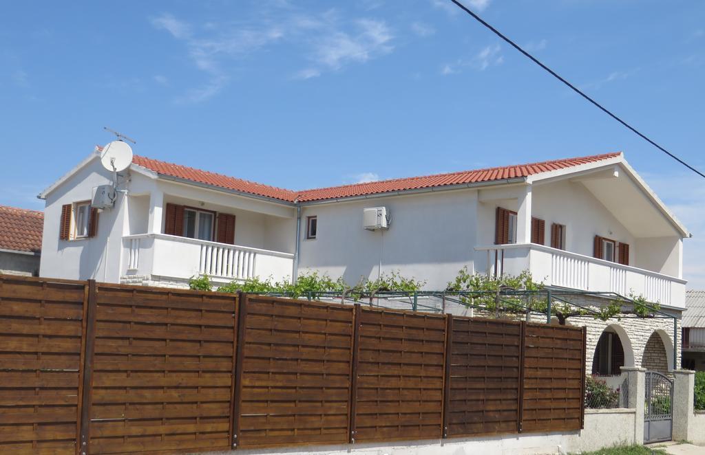 Filipovic Apartments With Pool Biograd na Moru Kültér fotó